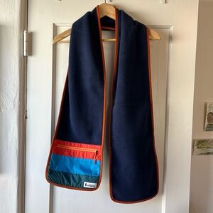 Cotopaxi Navy Fleece Scarf with Colorblock Pocket